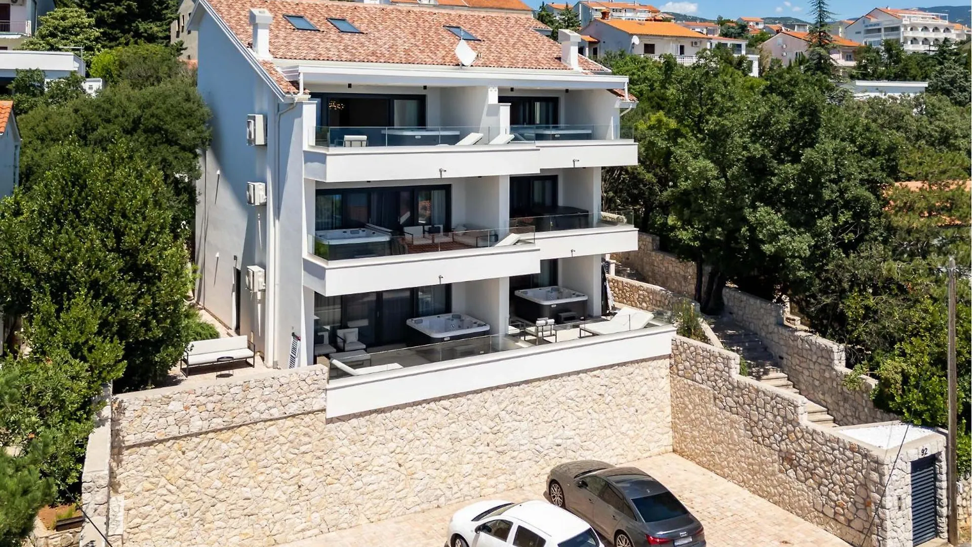 2 Bedroom Awesome Apartment In Novi Vinodolski 0*,
