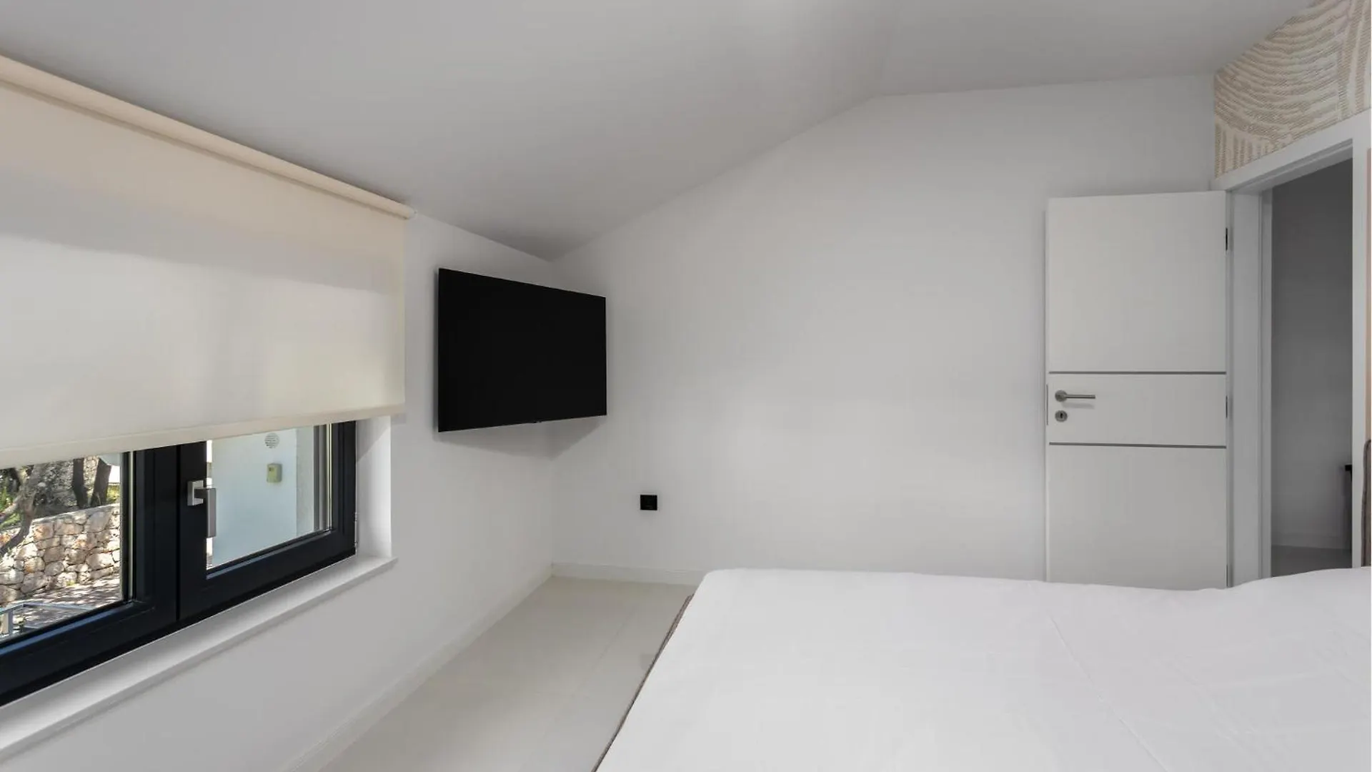 2 Bedroom Awesome Apartment In Novi Vinodolski